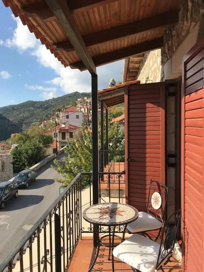Sophia'S Stone House Apartment Dimitsana Bagian luar foto